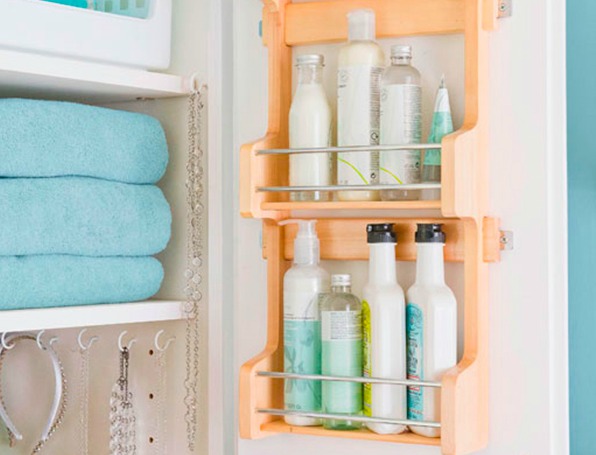 7 Practical Small Bathroom Storage Solutions